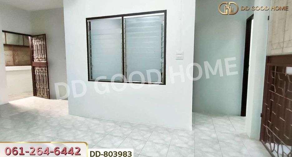 For sale 3 bedrooms townhouse in Pran Buri, Prachuap Khiri Khan