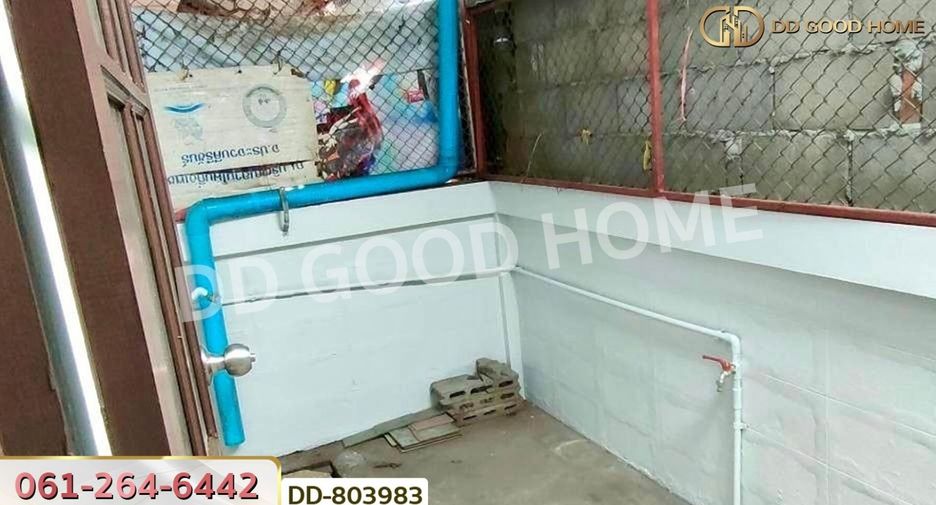For sale 3 bedrooms townhouse in Pran Buri, Prachuap Khiri Khan