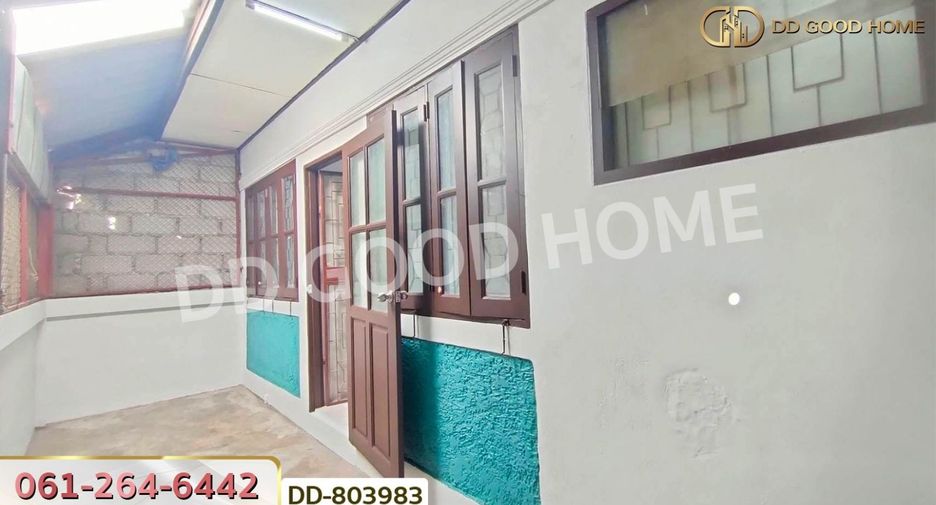 For sale 3 bedrooms townhouse in Pran Buri, Prachuap Khiri Khan