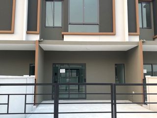 For sale 2 Beds townhouse in Lam Luk Ka, Pathum Thani