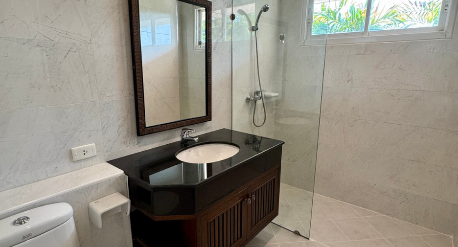 Villa zur Miete mit 4 Zimmer in Hang Dong, Chiang Mai