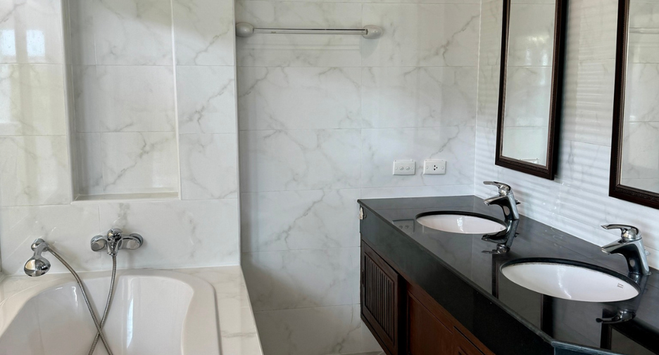 Villa zur Miete mit 4 Zimmer in Hang Dong, Chiang Mai