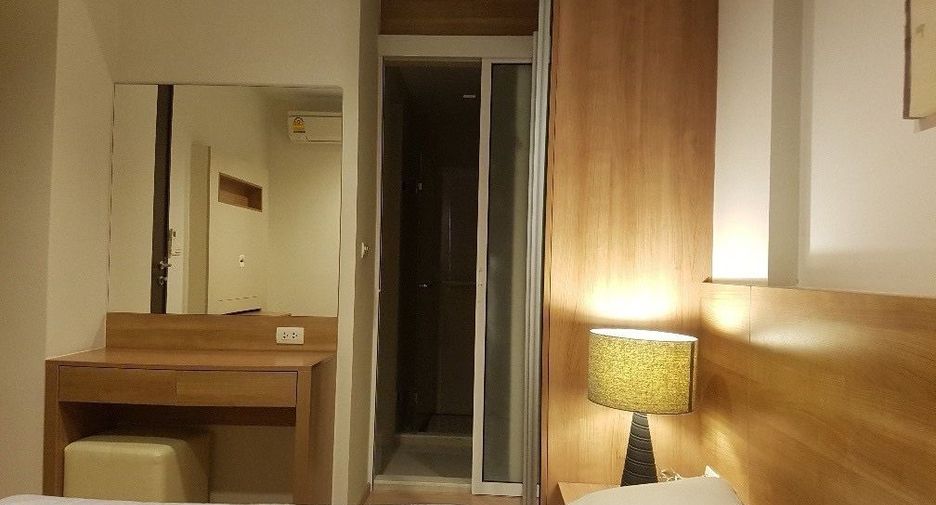 Condo en alquiler de 1 habitaciones en Sathon, Bangkok