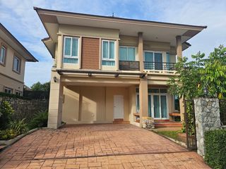 À louer 3 chambres maison à Bang Lamung, Chonburi