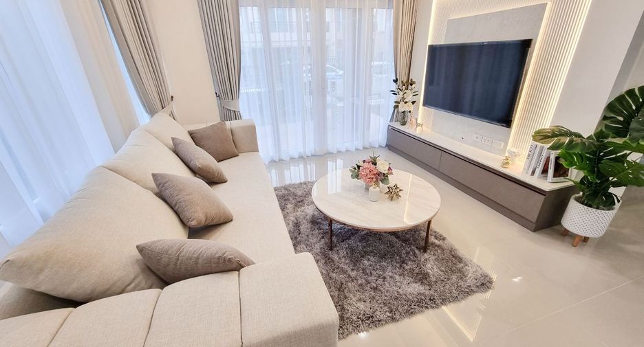 For rent 3 bedrooms house in Bang Lamung, Chonburi
