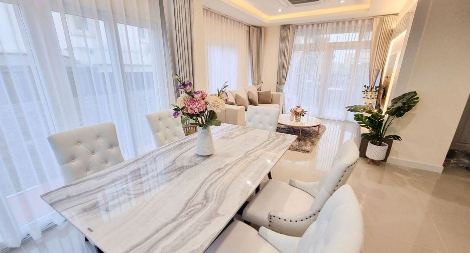 For rent 3 bedrooms house in Bang Lamung, Chonburi