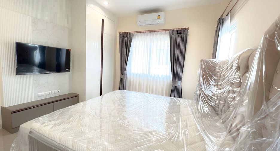 For rent 3 bedrooms house in Bang Lamung, Chonburi
