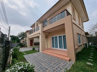 À louer 4 chambres maison à Bang Lamung, Chonburi