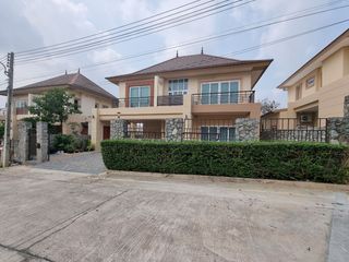 À louer 4 chambres maison à Bang Lamung, Chonburi