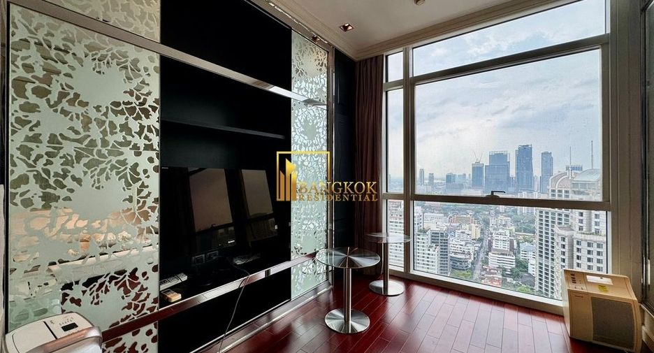 Condo en alquiler de 2 habitaciones en Pathum Wan, Bangkok