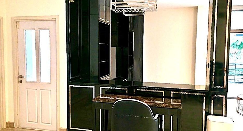 Haus zur Miete mit 3 Zimmer in Lat Krabang, Bangkok