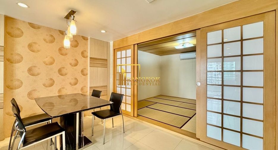 For rent 2 bedrooms condo in Khlong Toei, Bangkok