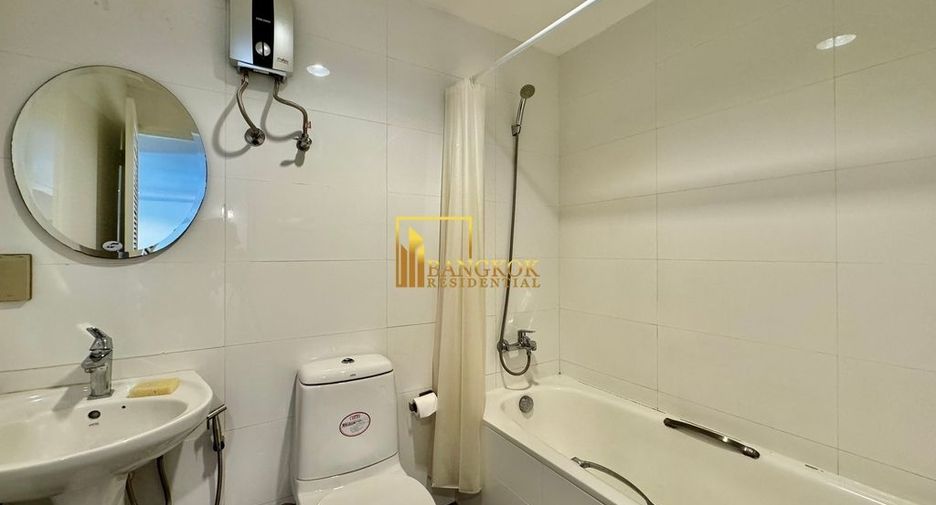 For rent 2 bedrooms condo in Khlong Toei, Bangkok