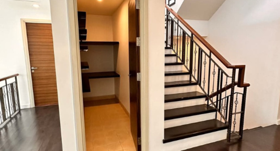 For rent and for sale 3 bedrooms condo in Bang Kho Laem, Bangkok
