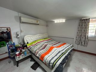 For sale 5 bed townhouse in Phan Thong, Chonburi