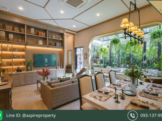 For sale 4 Beds house in Din Daeng, Bangkok