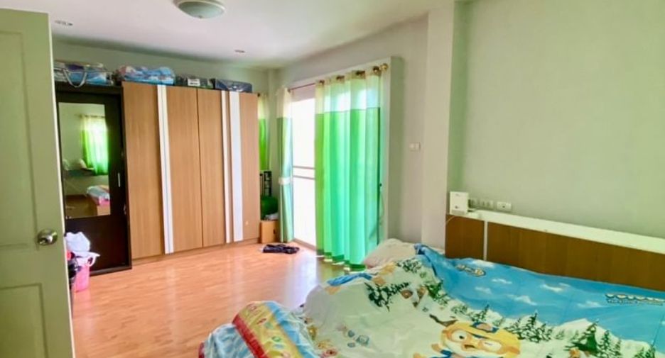For rent and for sale 3 bedrooms house in Si Racha, Chonburi