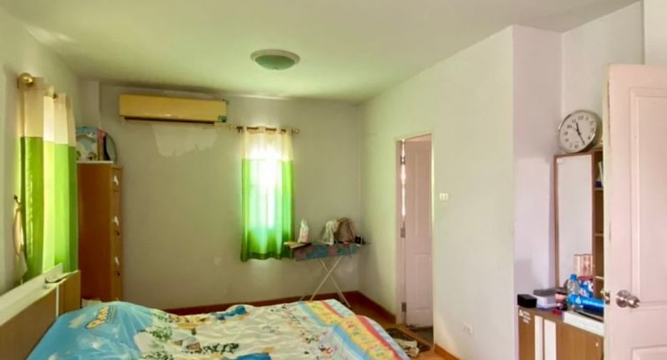 For rent and for sale 3 bedrooms house in Si Racha, Chonburi