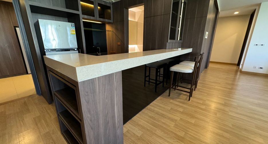 For sale 4 bedrooms condo in Suan Luang, Bangkok