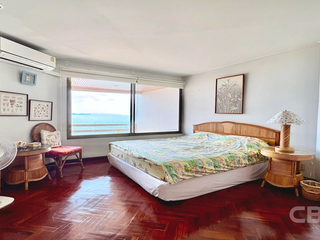 For sale 3 bedrooms condo in Na Jomtien, Pattaya