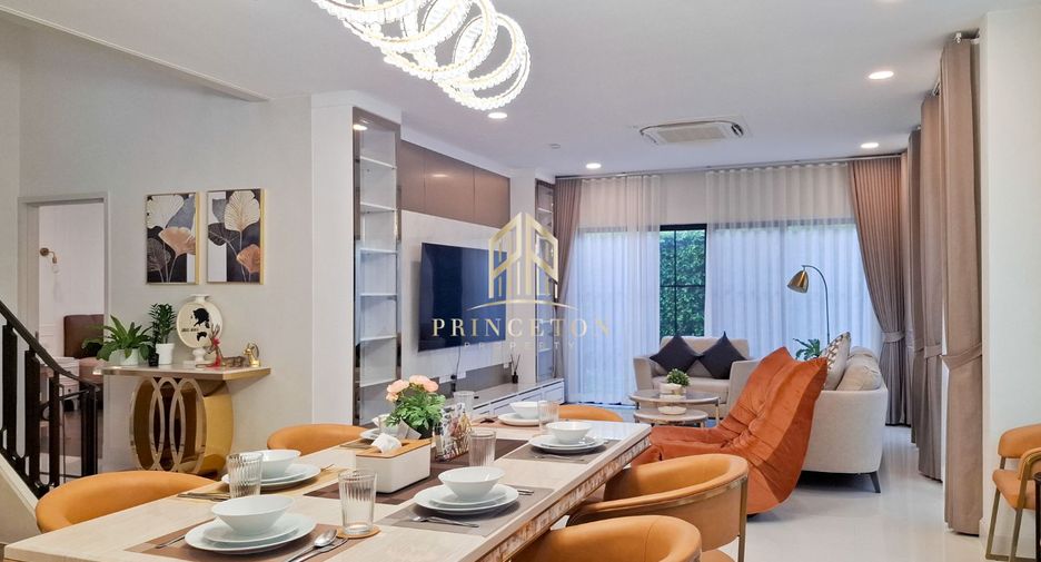 For rent and for sale 4 bedrooms house in Saphan Sung, Bangkok