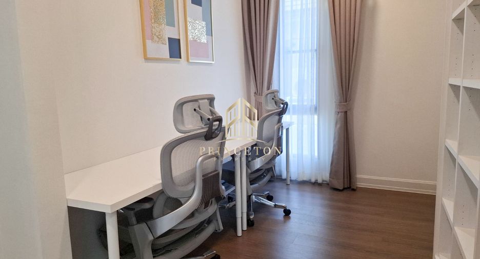 For rent and for sale 4 bedrooms house in Saphan Sung, Bangkok