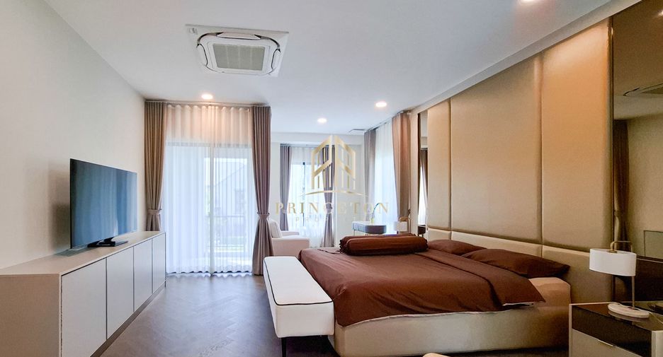 For rent and for sale 4 bedrooms house in Saphan Sung, Bangkok