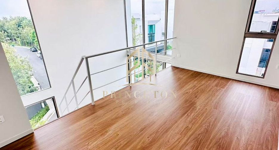 Haus zur Miete und zum Kauf mit 3 Zimmer in Saphan Sung, Bangkok