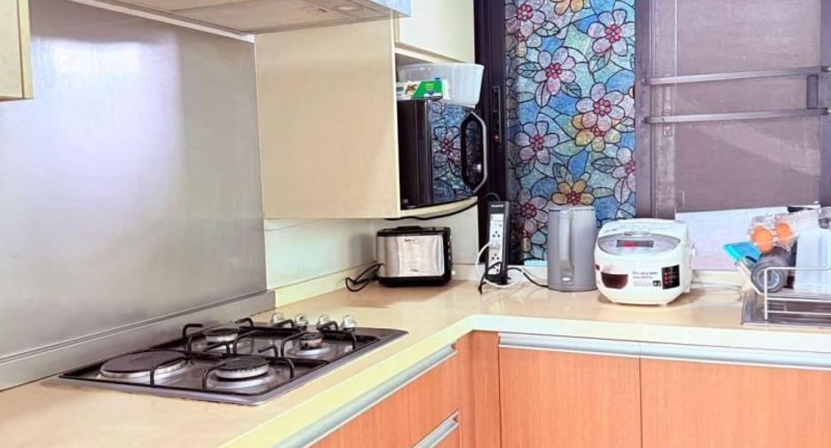 Casa en venta de 3 habitaciones en Si Racha, Chonburi