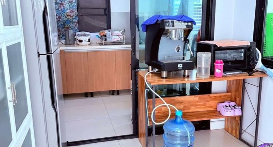 Casa en venta de 3 habitaciones en Si Racha, Chonburi