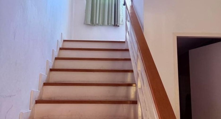 Casa en venta de 3 habitaciones en Si Racha, Chonburi