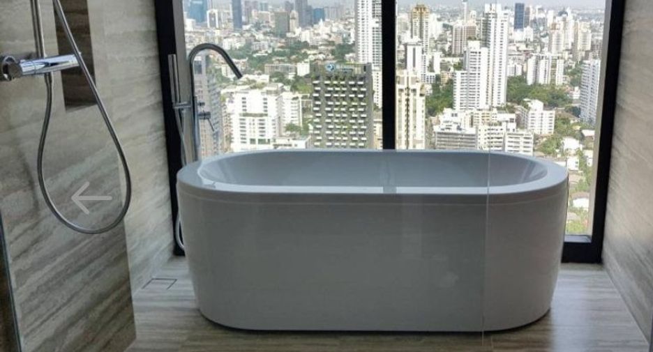 À louer 2 chambres condo à Khlong Toei, Bangkok