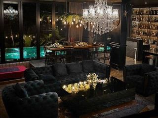 For rent and for sale 4 bedrooms house in Huai Khwang, Bangkok