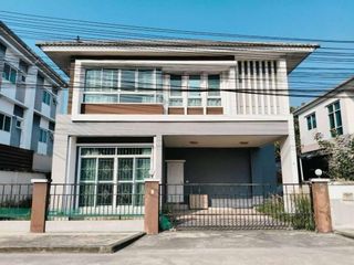For sale 3 bedrooms house in Si Racha, Chonburi