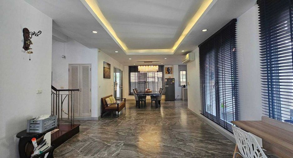 Casa en venta de 3 habitaciones en Prawet, Bangkok