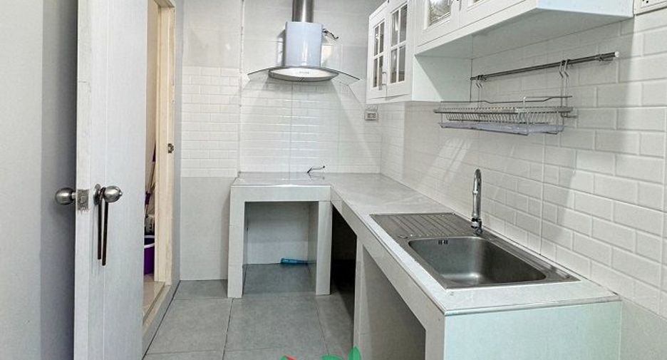 For sale 3 Beds townhouse in Mueang Nonthaburi, Nonthaburi