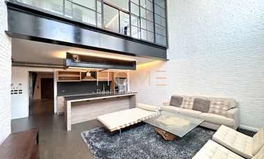 For sale 4 bedrooms condo in Watthana, Bangkok