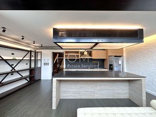 For sale 4 Beds condo in Watthana, Bangkok