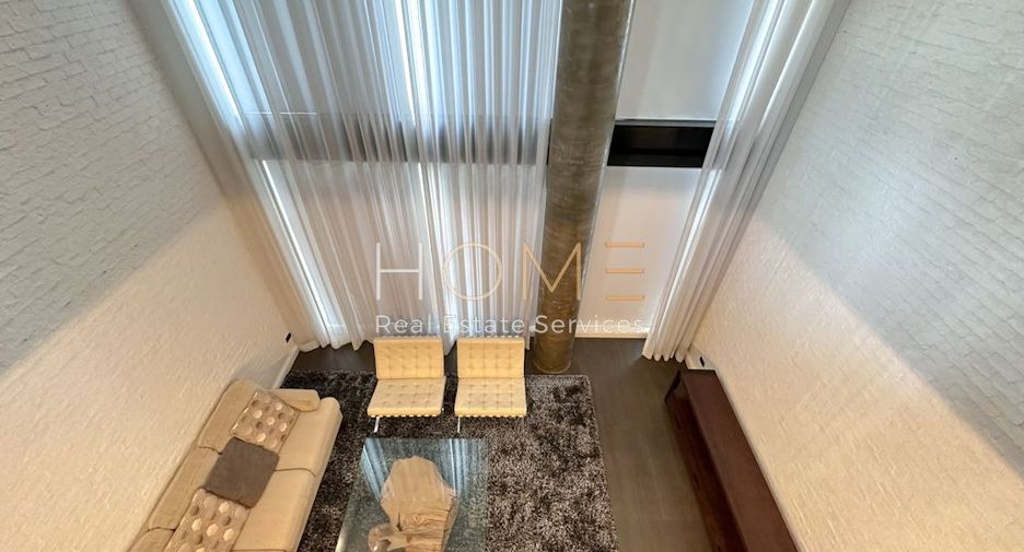 For sale 4 bedrooms condo in Watthana, Bangkok
