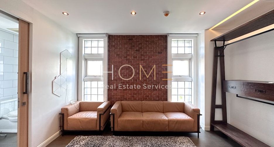 For sale 4 bedrooms condo in Watthana, Bangkok