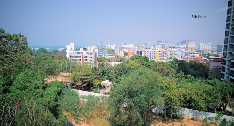 出售 土地 在 Pratumnak, 芭提雅