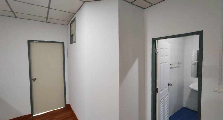 For sale 3 bedrooms townhouse in Thanyaburi, Pathum Thani