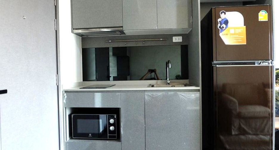 For rent 1 bed condo in Phra Khanong, Bangkok