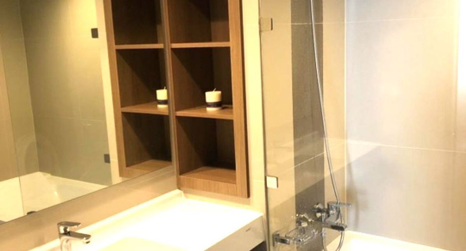 For rent 1 bed condo in Phra Khanong, Bangkok