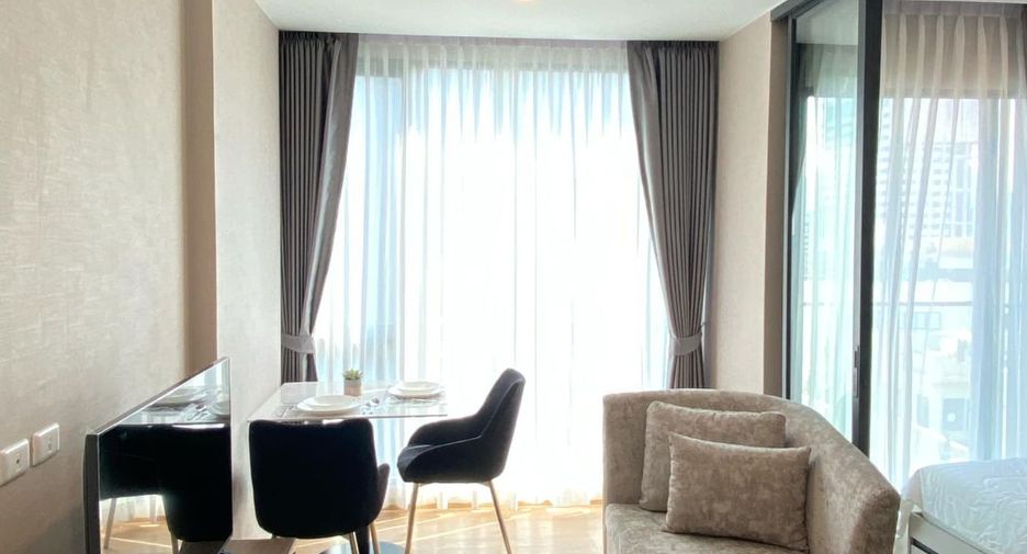For sale 1 bed condo in Huai Khwang, Bangkok