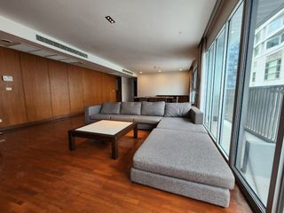 À louer 3 chambres appartement à Khlong Toei, Bangkok