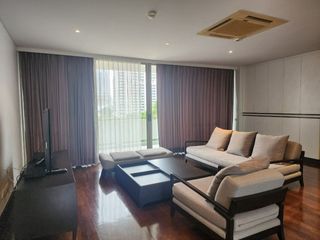 À louer 3 chambres appartement à Pathum Wan, Bangkok