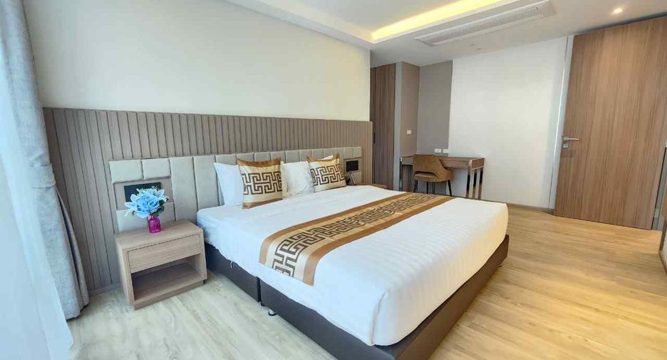 For rent 2 bedrooms apartment in Khlong Toei, Bangkok