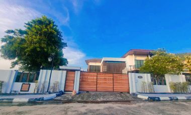 Haus zum Kauf mit 5 Zimmer in Mueang Chon Buri, Chonburi