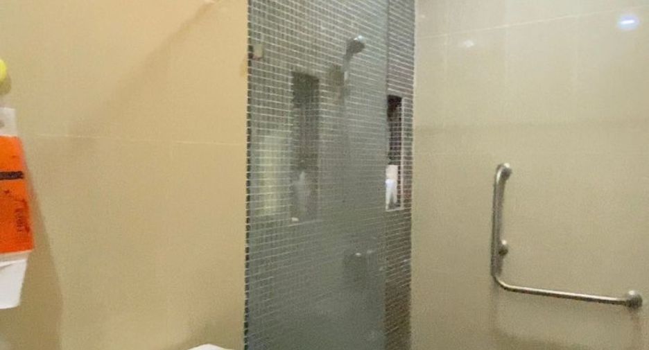 Casa en venta de 5 habitaciones en Mueang Chon Buri, Chonburi